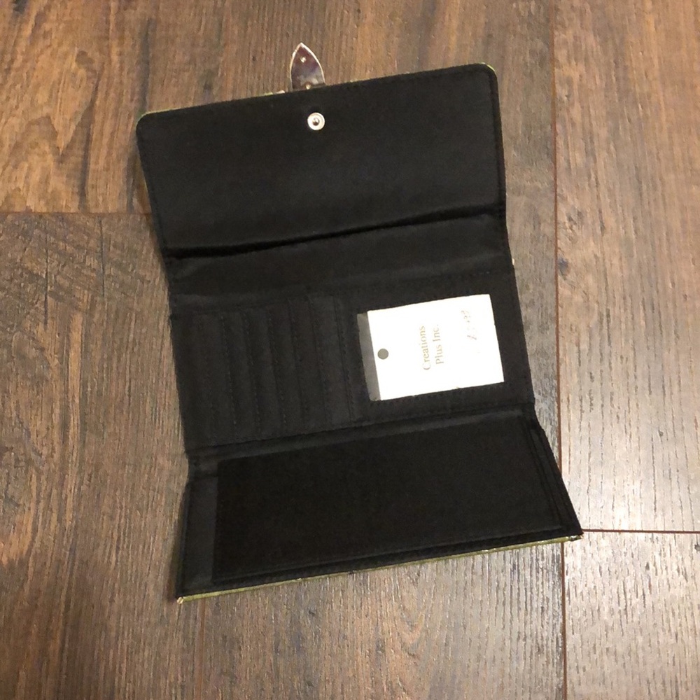Brand new!!! Cowgirl wallet - Picture 3 of 9
